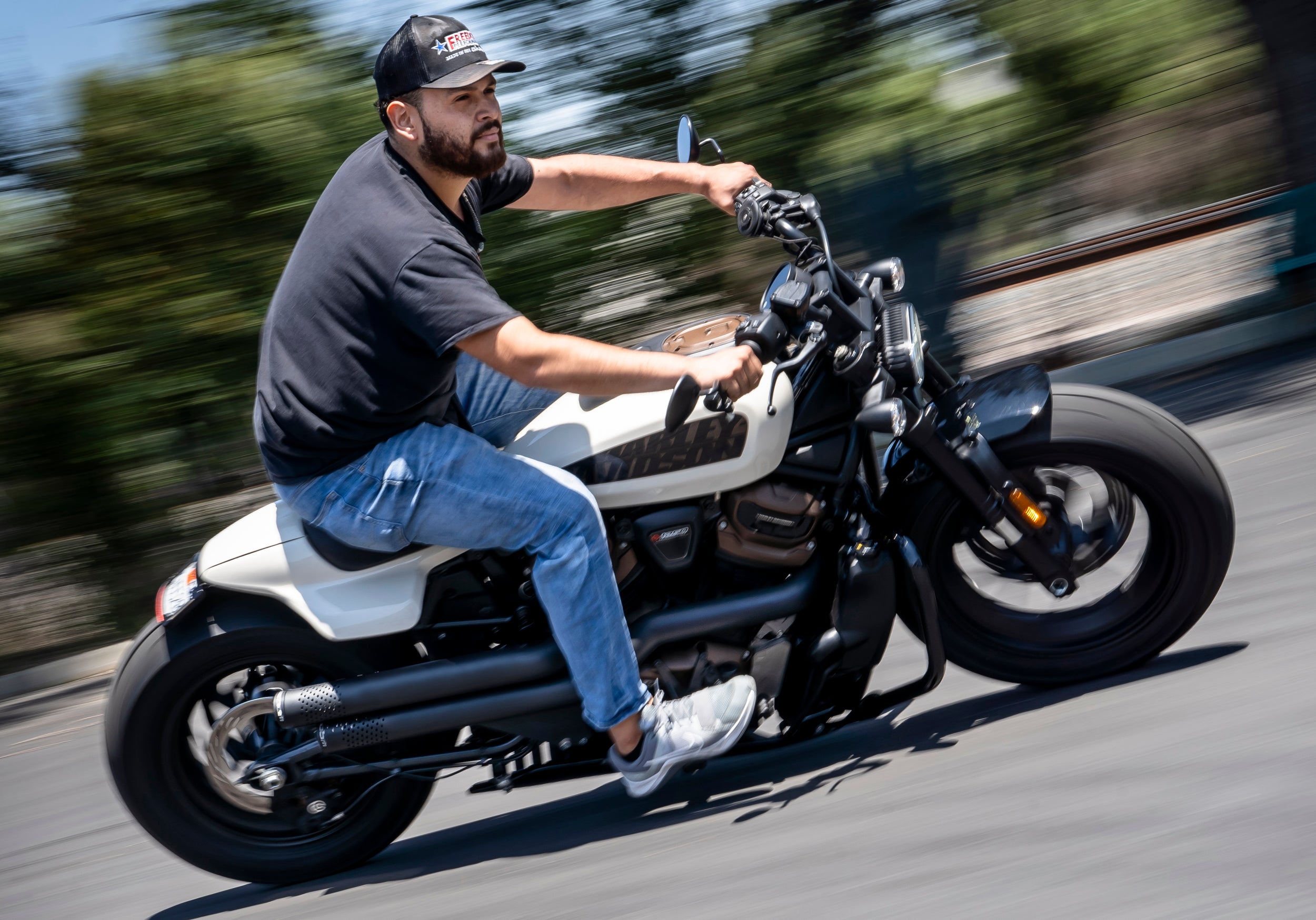 HARLEY SPORTSTER / NIGHTSTER