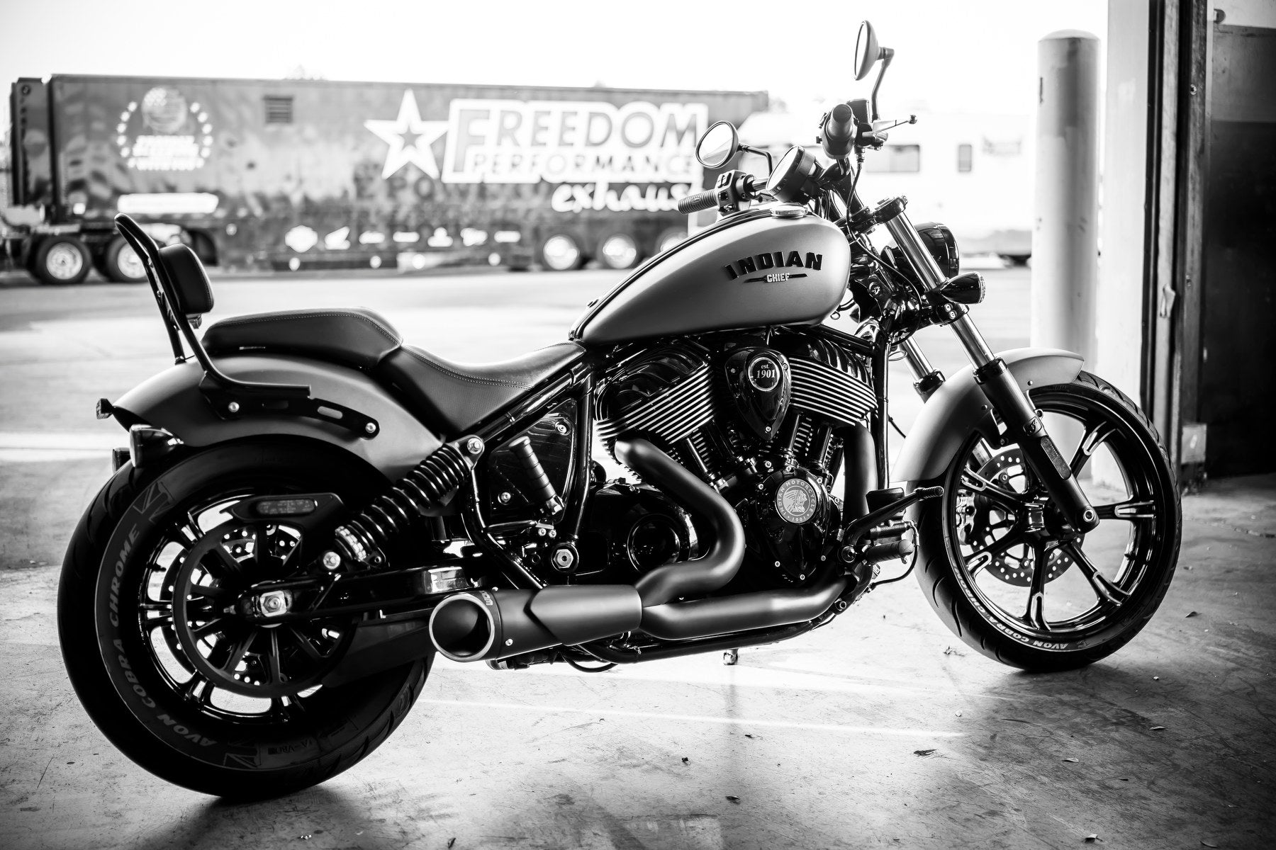INDIAN CHIEF / SPORT / BOBBER / SUPER / LIIMITED