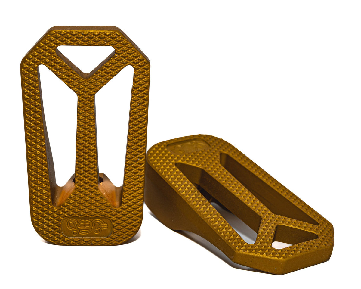 Pistol Grip Pegs