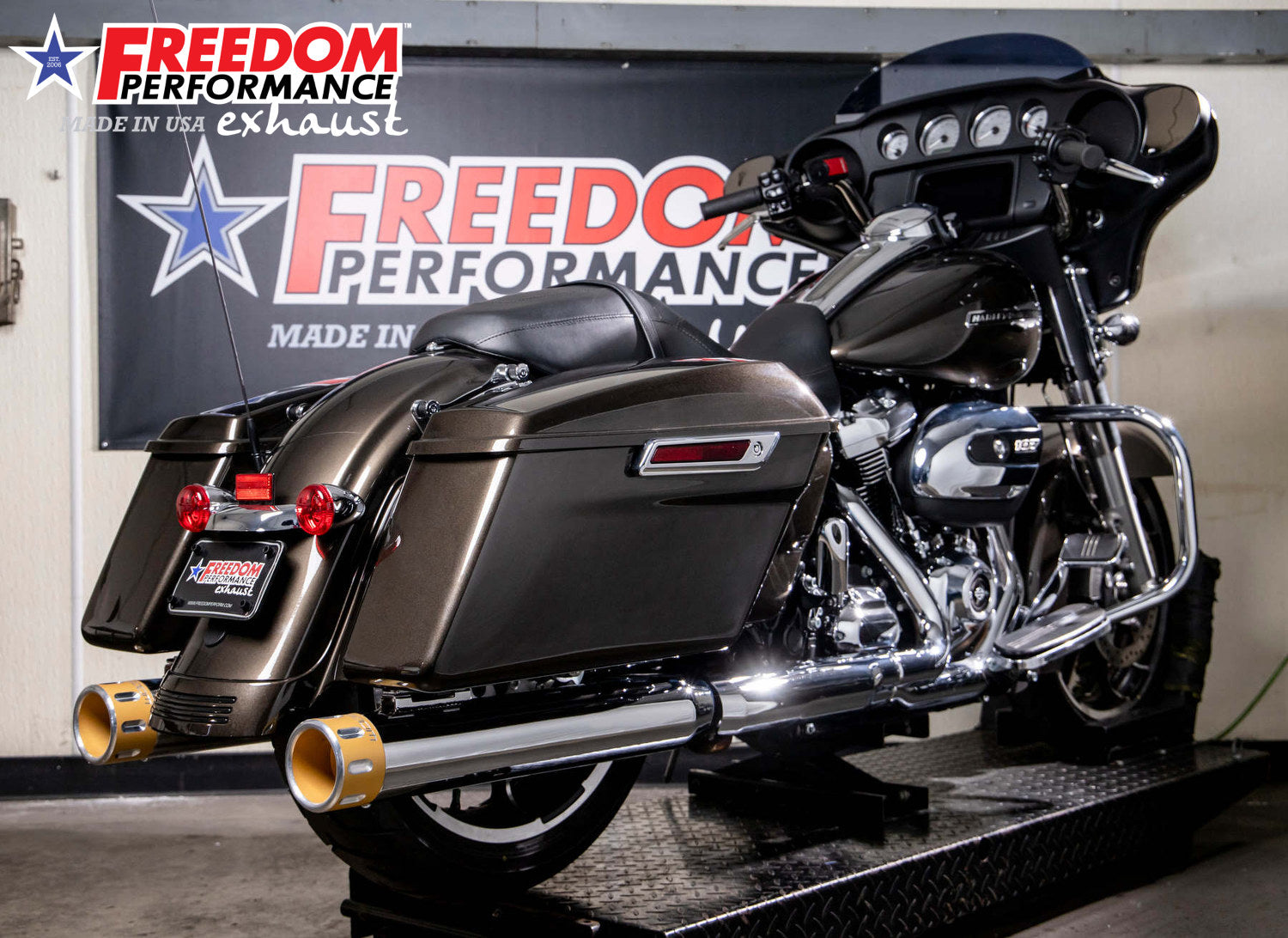 HARLEY TOURING LIBERTY & EAGLE 4" SLIP-ONS Bundle